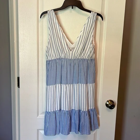 LOFT | Dresses | Euc Loft S Blue And White Striped Tiered Dress | Poshmark LOFT | Dresses | Euc Loft S Blue And White Striped Tiered Dress | Poshmark